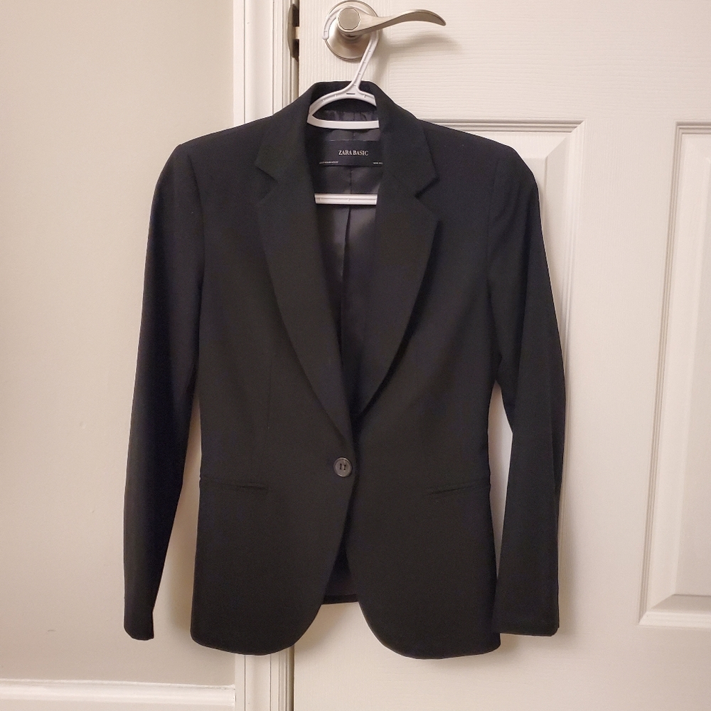 Zara black blazer